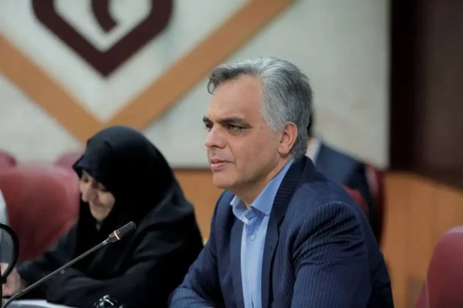 تربیت نیروی انسانی متعهد