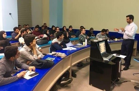 آنلاین برگزار می‌کنند؟