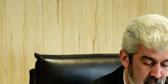 معاون فرهنگی و دانشجویی