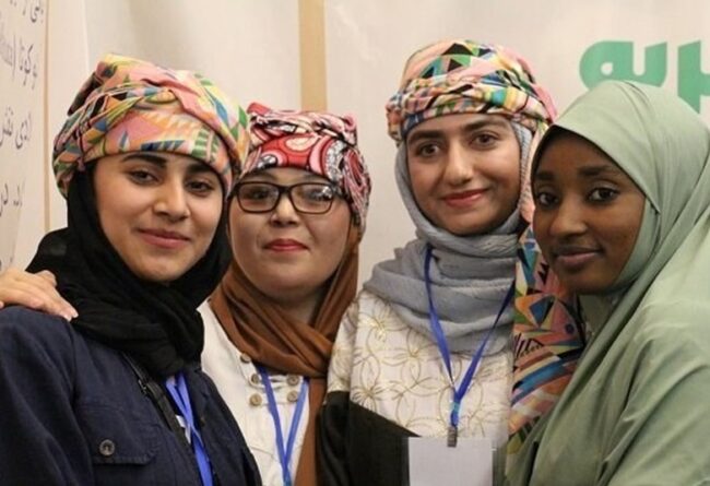 نگاهی به تجربه نگاهی به تجربه