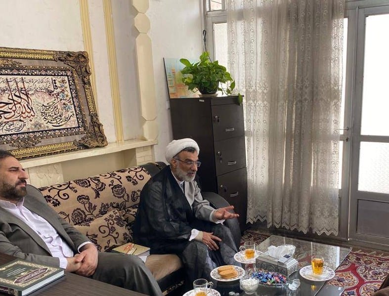 تعامل با دولت و نخبگان تعامل با دولت و نخبگان