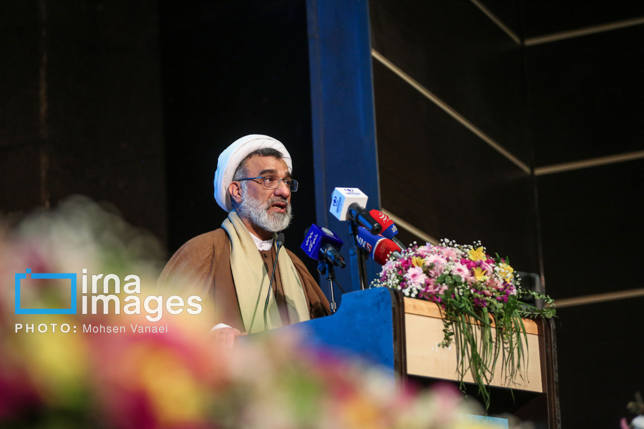 هنوز تصمیم قطعی درباره سقف سنی پذیرش دانشجومعلمان گرفته نشده است