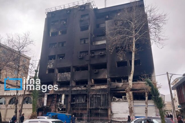 مردم همواره با هوشیاری راه دست درازی بیگانه بر ایران را بستهاند