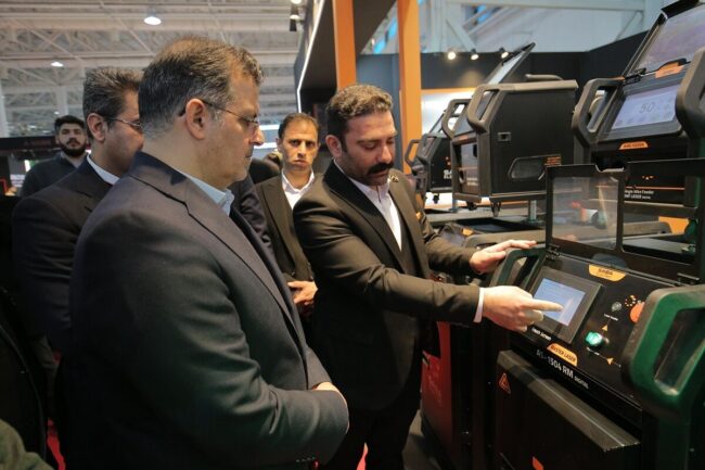 ششمین نمایشگاه لیزر فوتونیک و کوانتوم آغاز بهکار کرد