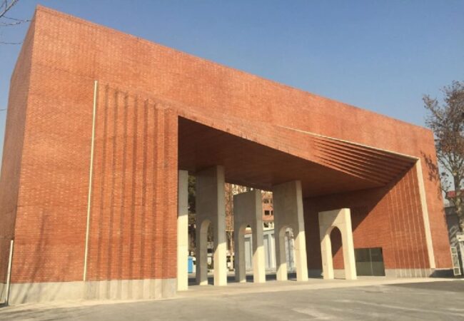 حمله سایبری به سایت دانشگاه شریف/سایت اکنون در دسترس است