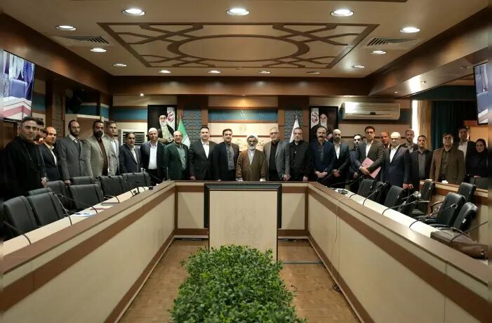 ضرورت جلوگیری از خامفروشی و تکمیل چرخه تولید فولاد