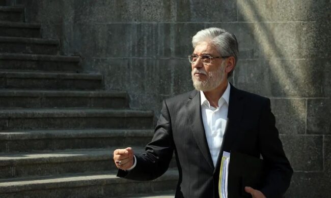 دانشگاه بحرانی نیست/شرط حضوری بودن کلاسها پرهیز از خشونت و توهین است