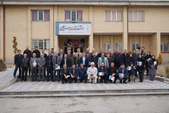 دانشگاهها باید در خدمت جامعه باشند