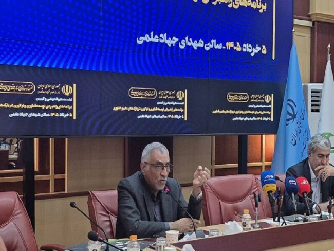 هدفگذاری حمایت از ۴۰۰ آزمایشگاه تحقیقاتی اساتید/هر آزمایشگاه یک میلیارد تومان