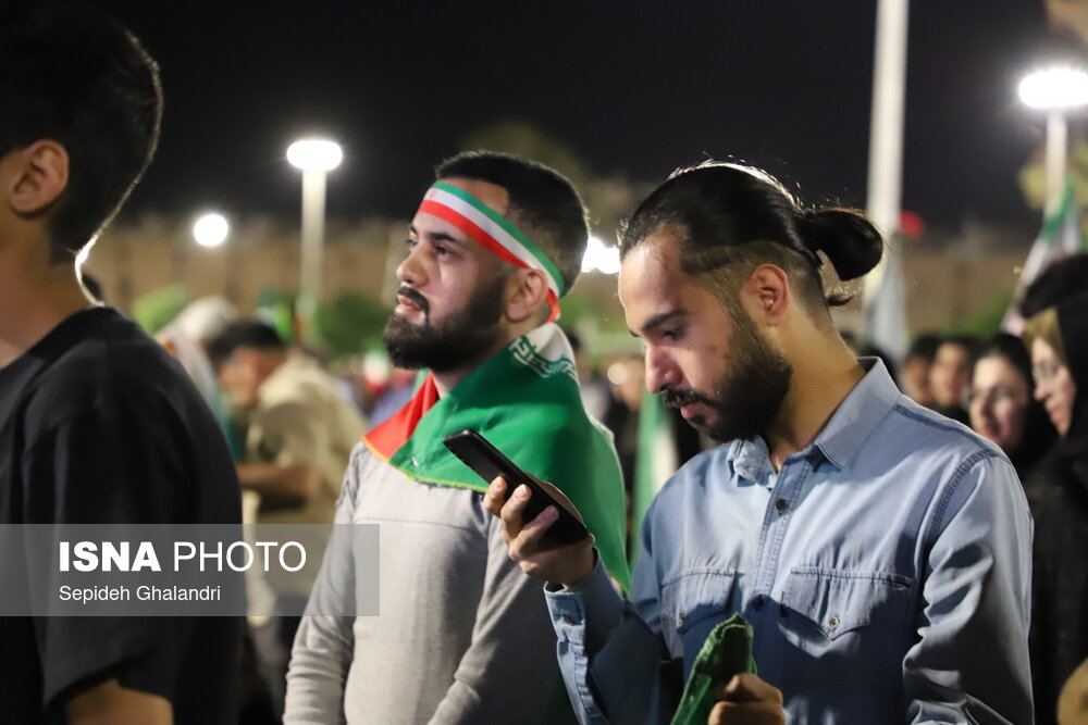 ثبتنام ۱۵ هزار دانشجو برای شرکت در مراسم تشییع امام امت
