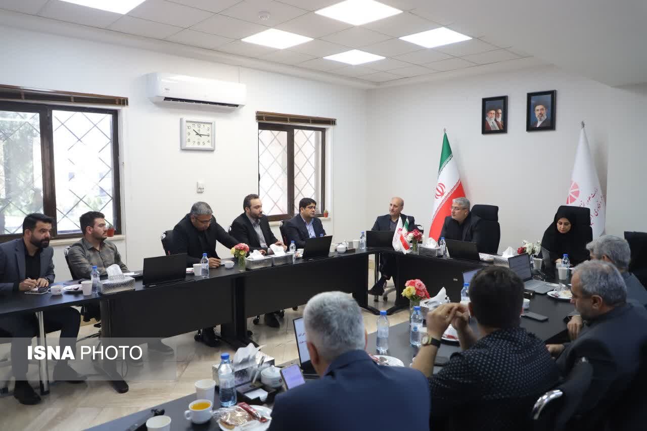 آمادگی جهاددانشگاهی برای همکاری با پارک علموفناوری آذربایجانشرقی در جهت توسعه صنایع خلاق