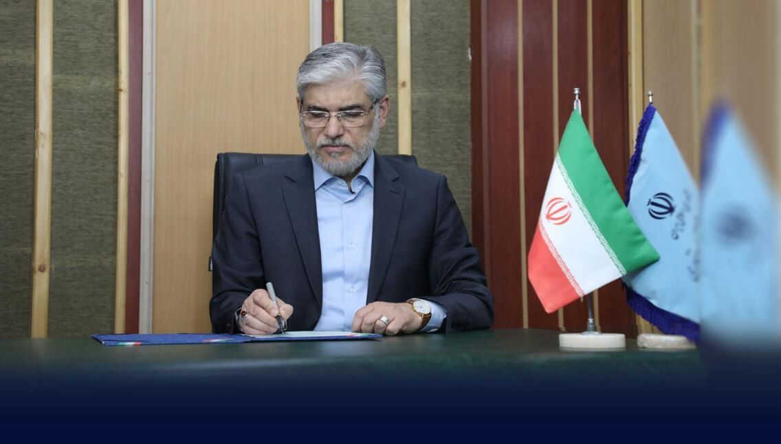 قدردانی وزیر علوم از رئیس انجمن مدیریت پروژه برای همراهی در جنگ رمضان