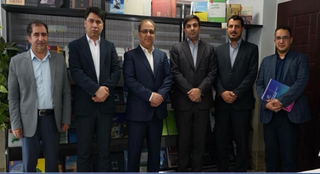 تحول دیجیتال نشر علمی با همکاری مرکز نشر دانشگاهی و وزارتخانههای ارتباطات و علوم